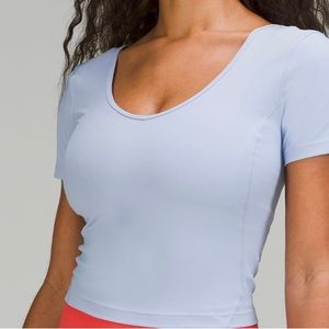 Lululemon cropped shirt